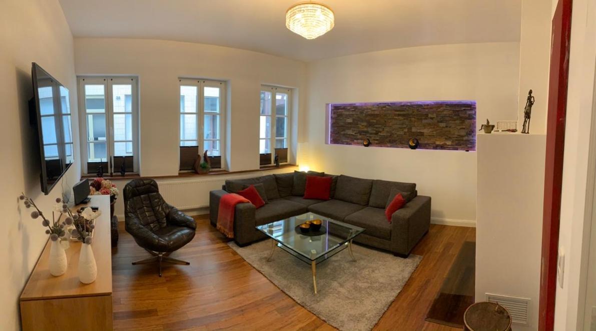 Ferienwohnung Janus Altstadt-Hameln Haus 2 Inklusive Parkplatz - Mit Und Ohne Terrasse Oder Loggia Hamelin Exterior photo